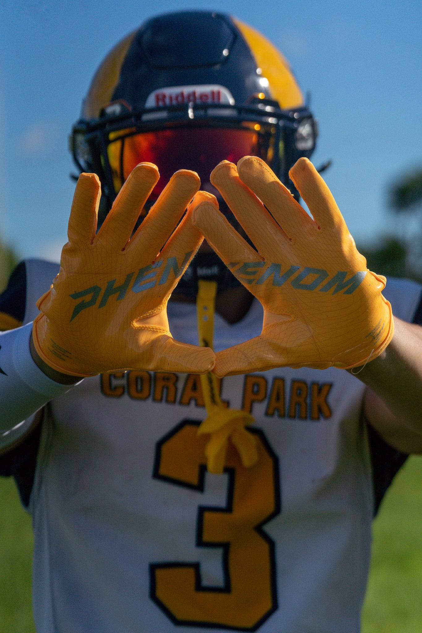 Phenom Elite VPS5 Youth Football Gloves - Team Colors - L2N2