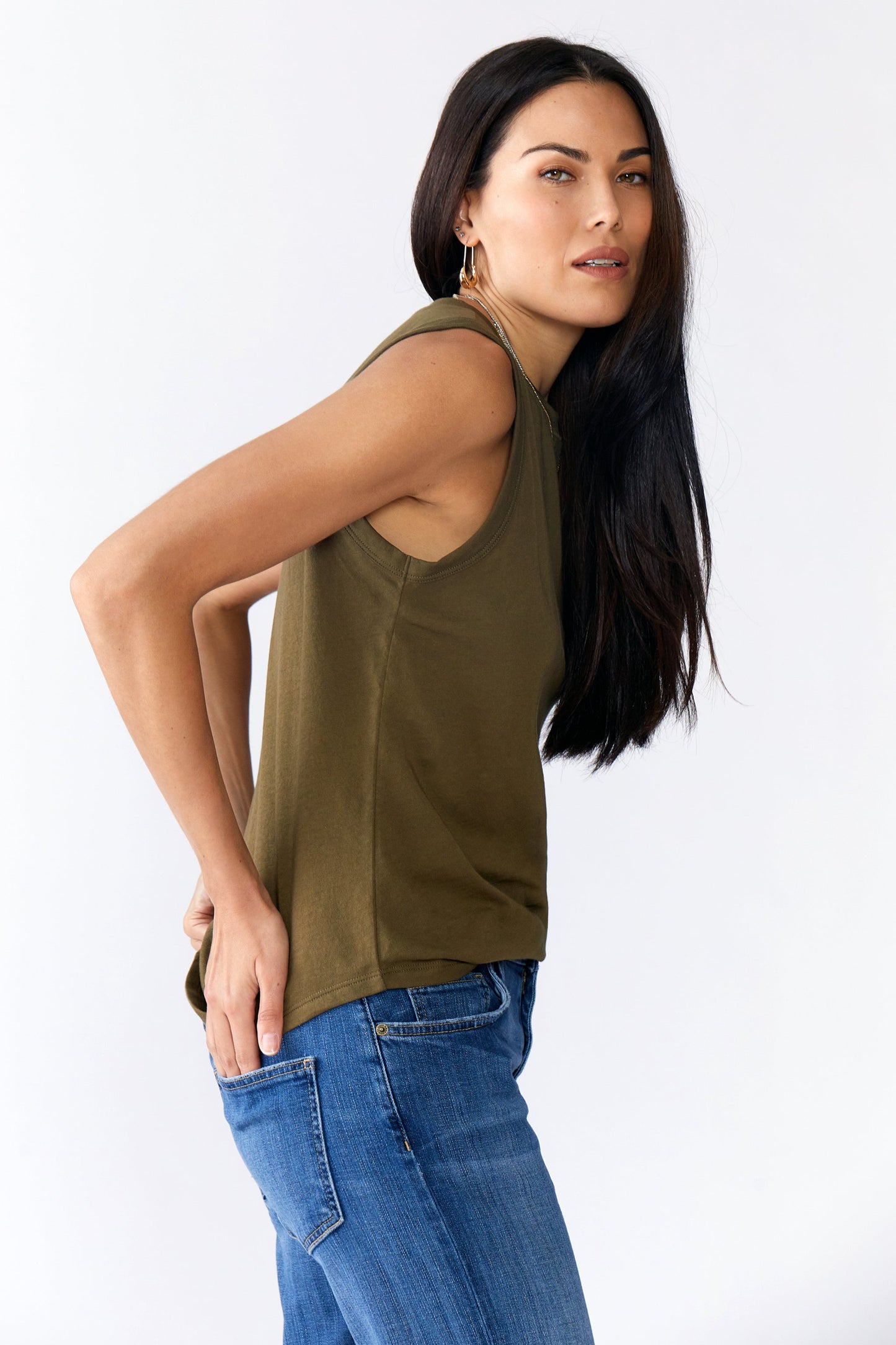 Nina Muscle Tee