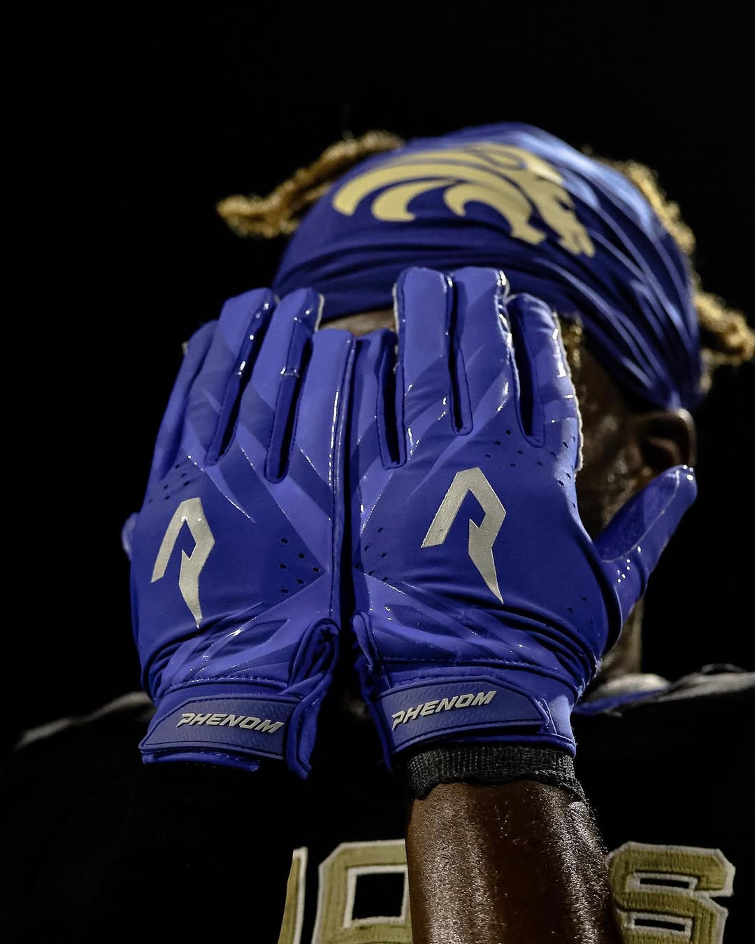 Phenom Elite VPS5 Youth Football Gloves - Team Colors - L2N2