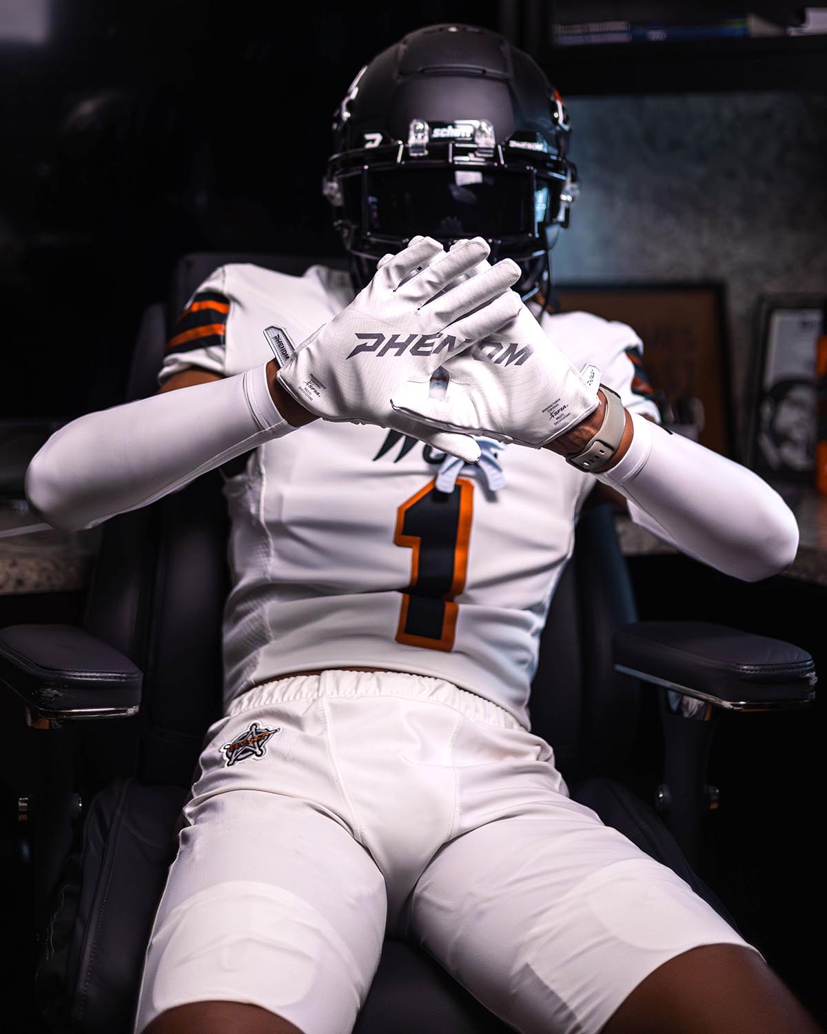 Phenom Elite VPS5 Adult Football Gloves - Team Colors - L2N2