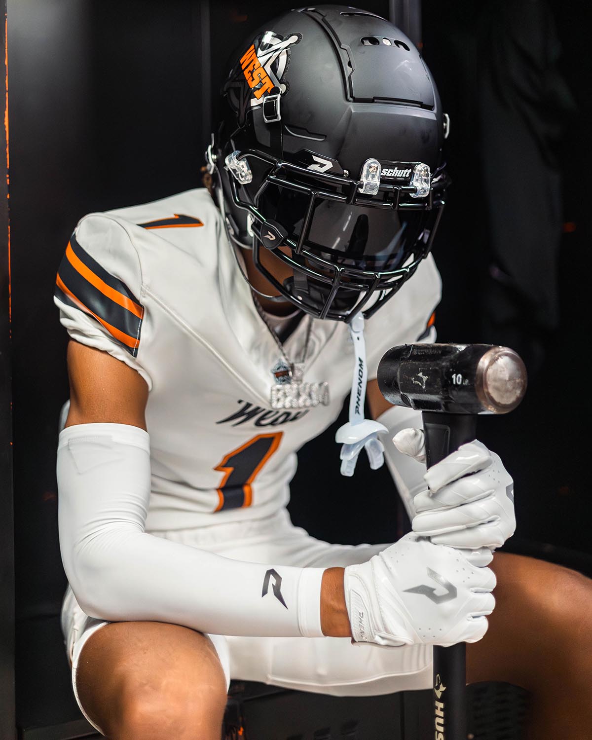 Phenom Elite VPS5 Youth Football Gloves - Team Colors - L2N2